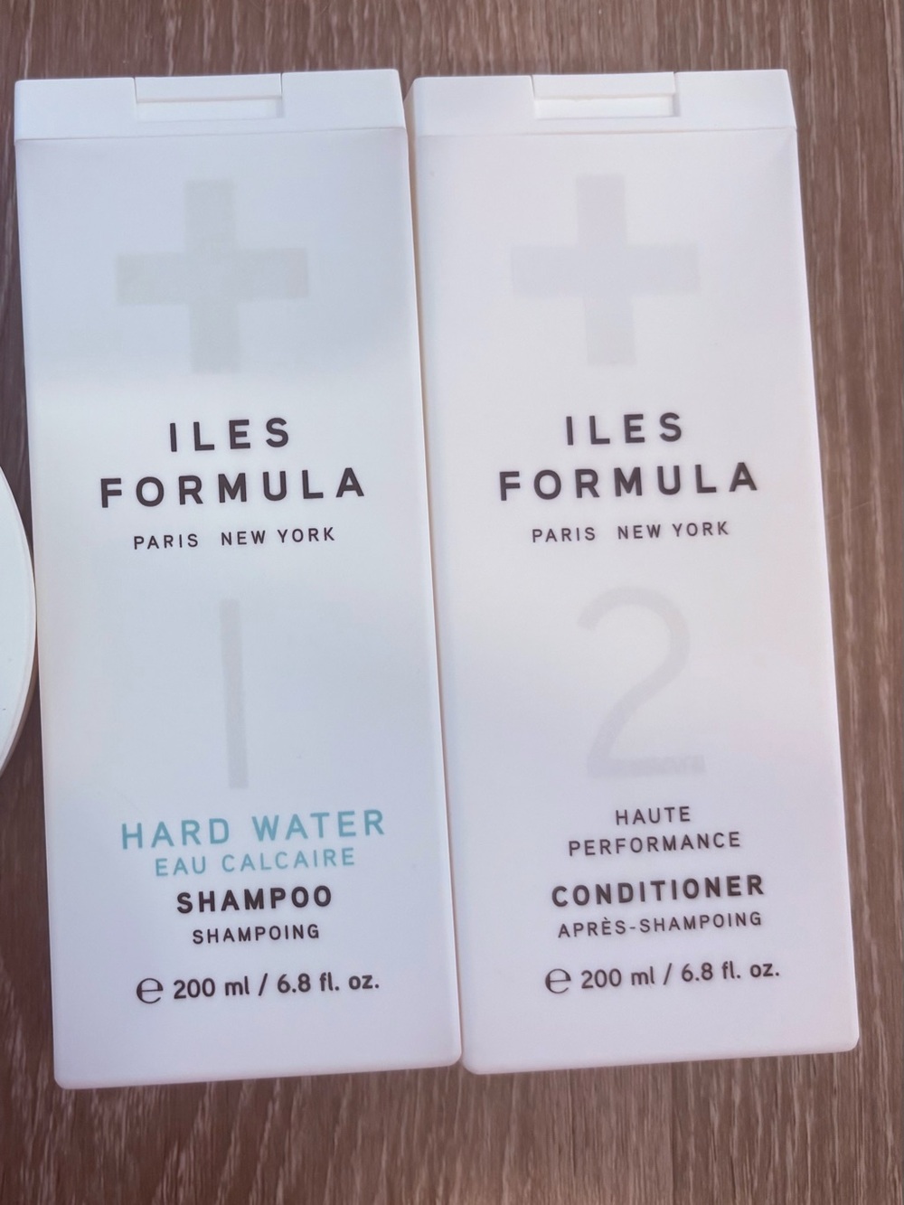 Hard Water Shampoo & Haute Performance Conditioner - White